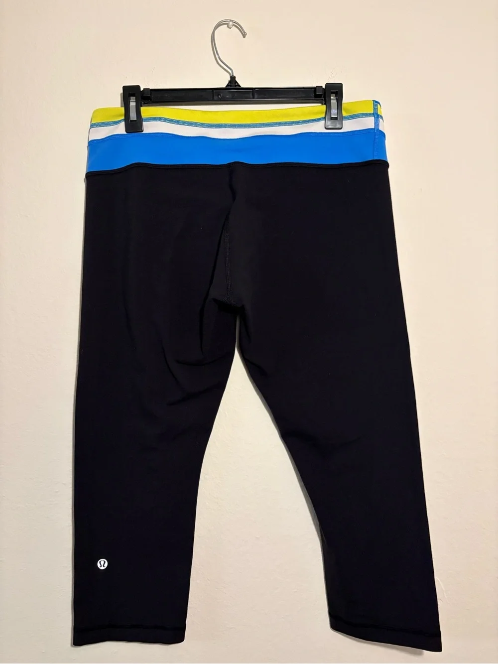 lululemon Black Crop Leggings Blue Yellow White Striped Waistband Size 12
